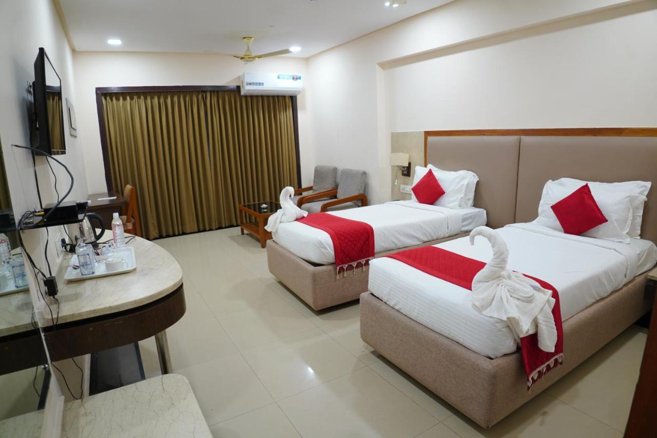 Hotel Grand Nagarjuna By Konark Hotels Guntur Ngoại thất bức ảnh