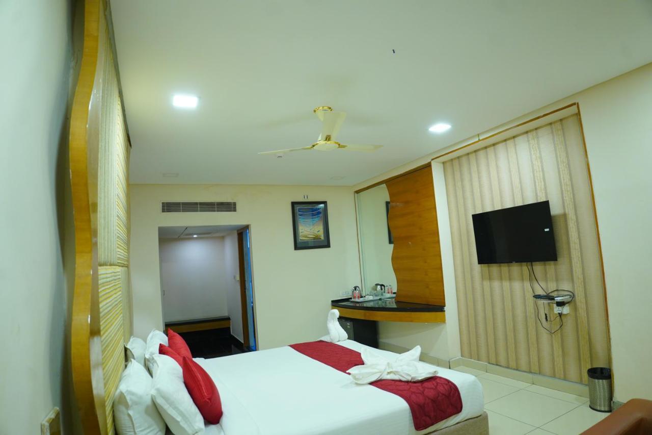 Hotel Grand Nagarjuna By Konark Hotels Guntur Ngoại thất bức ảnh